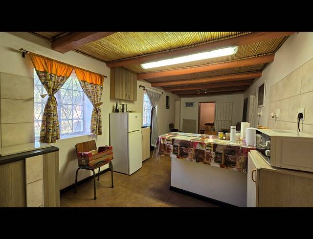 2 BEDROOM HOUSE FOR SALE IN GENADENDAL